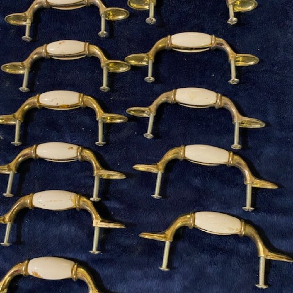 Vintage Porcelain & ceramic gold tone cabinet / Drawer pull & knobs 26 pieces